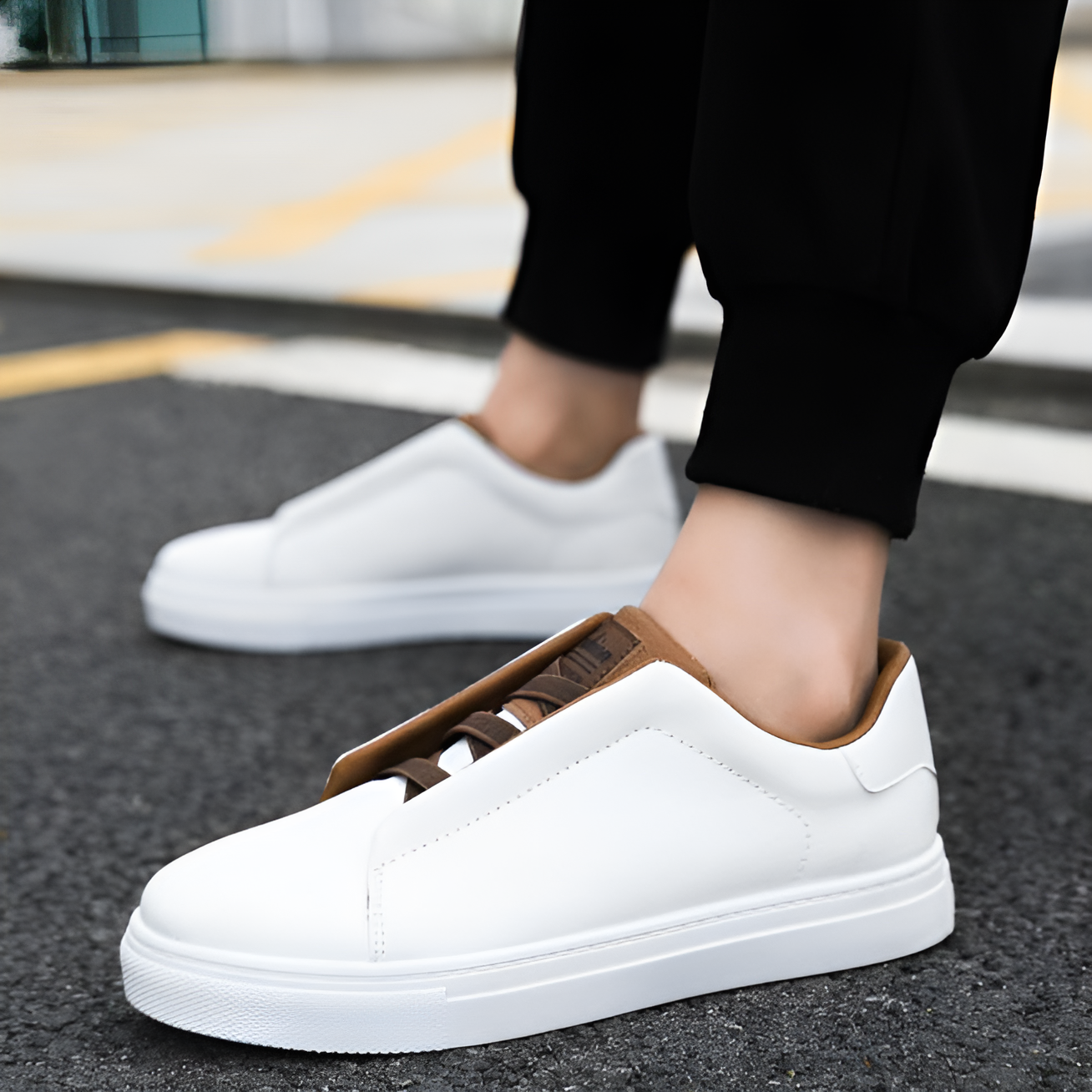 Bernardo Chic Sneakers