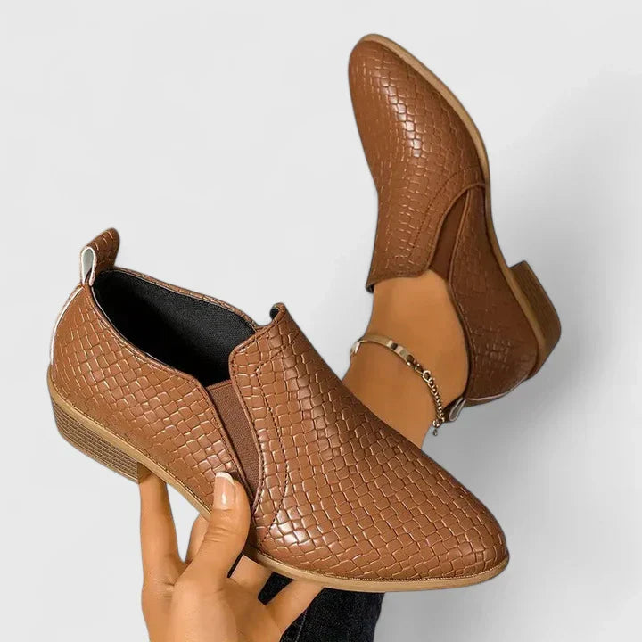 VIOLEANRA – ORTHOPEDIC SHOES